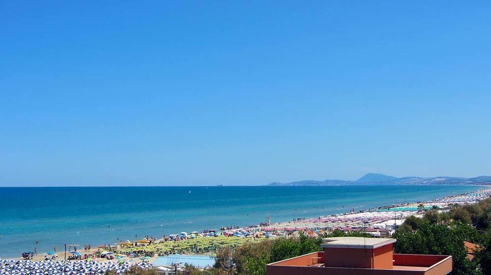 Hotel Fiorella Senigália Exterior foto