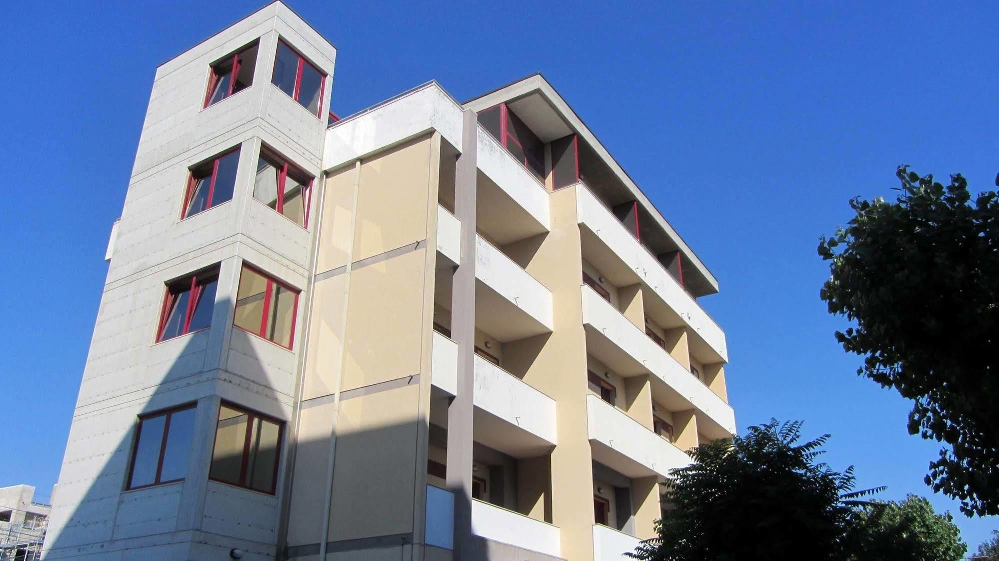 Hotel Fiorella Senigália Exterior foto