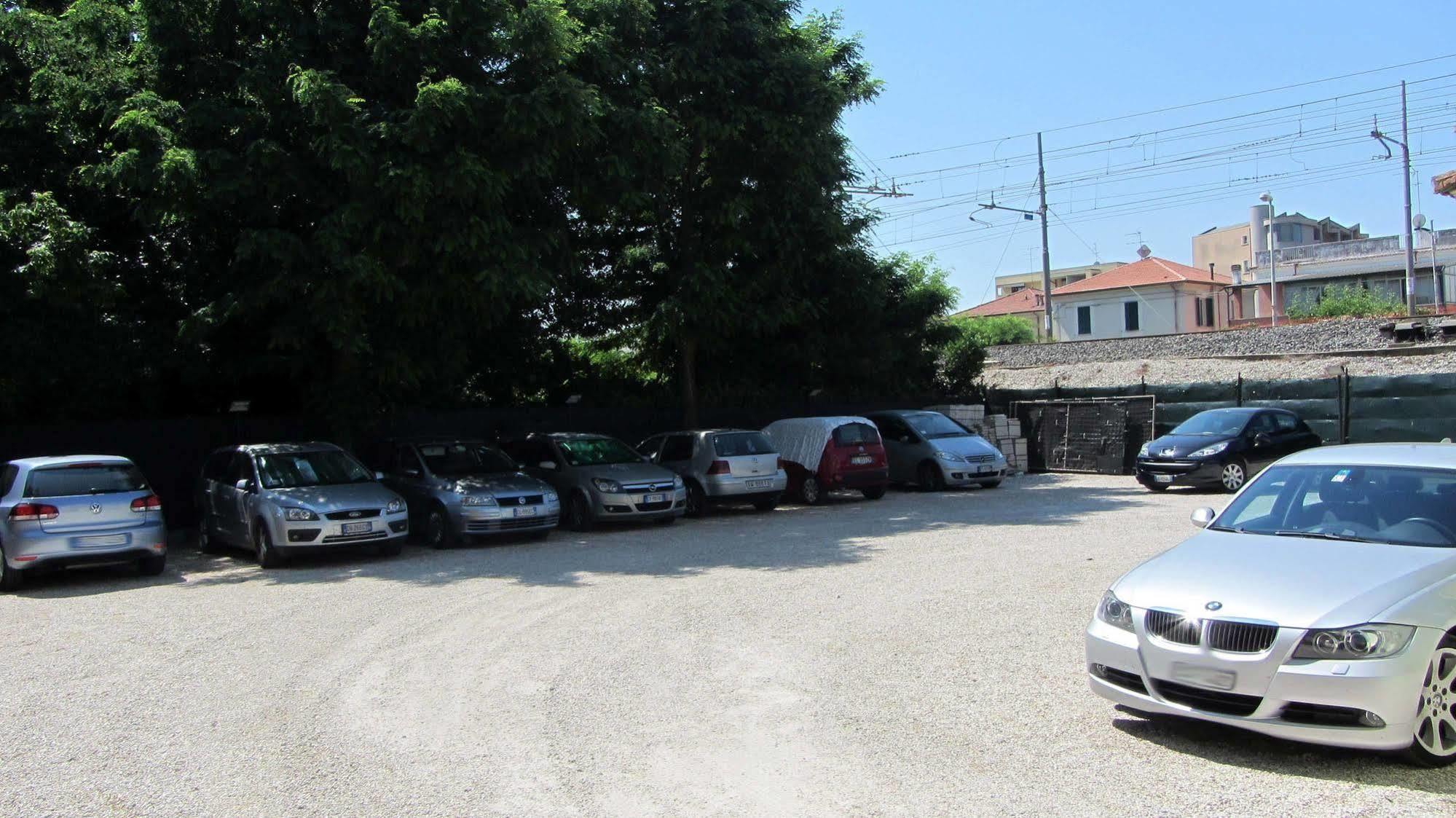 Hotel Fiorella Senigália Exterior foto